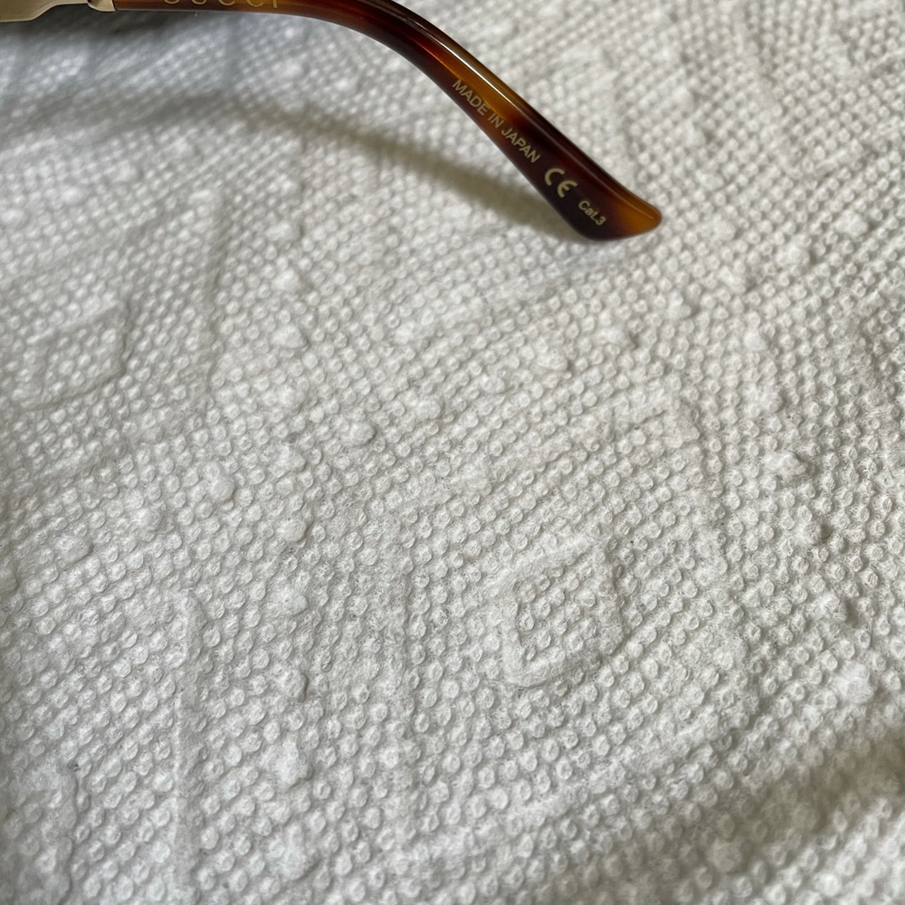 Authentic Gucci Sunglasses - image 5